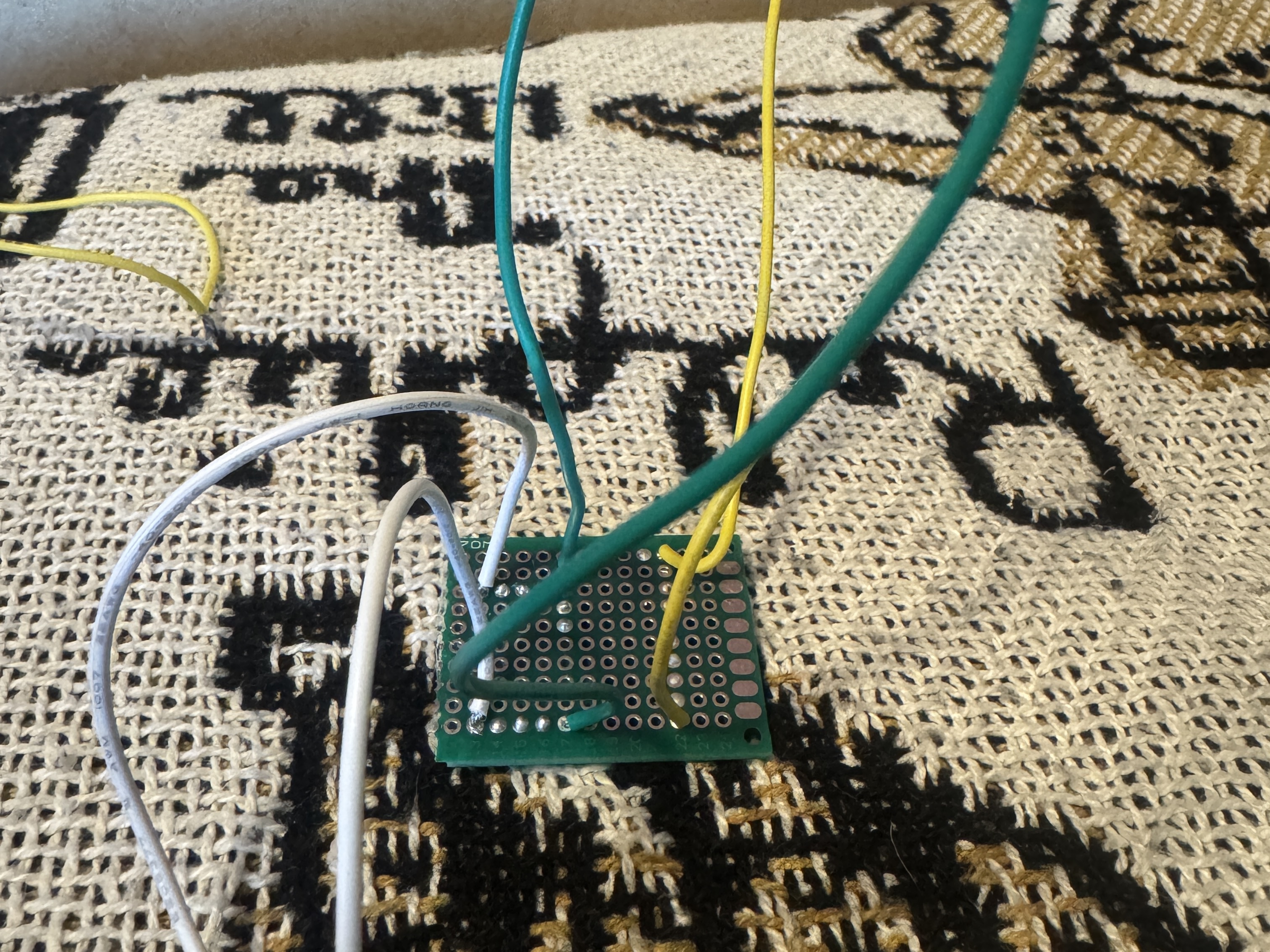 Photo of 3 wire  loops