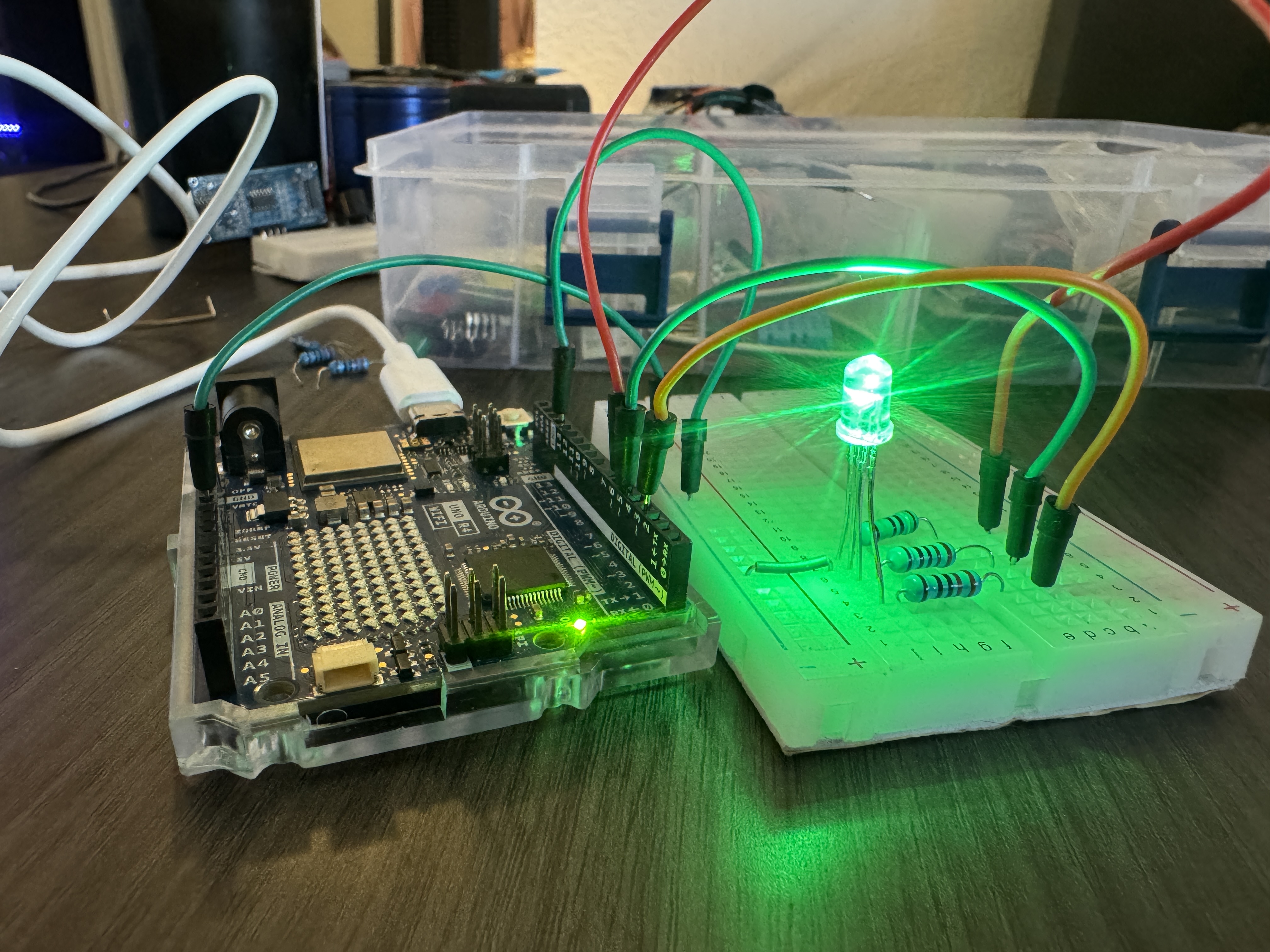 Photo RGB showing green color